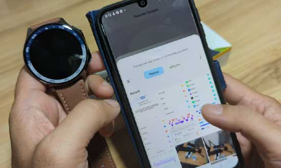 How to Upload Photos on your Smartwatch How to Upload Photos on your Smartwatch