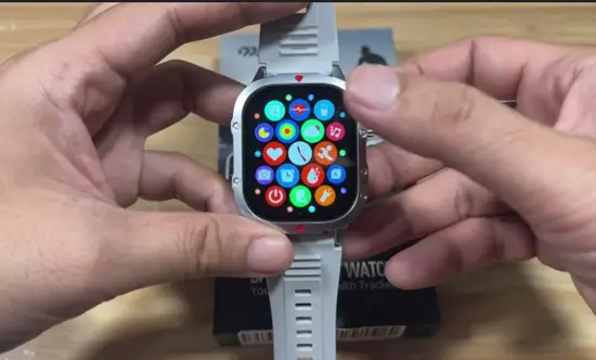 DM8-Smartwatch